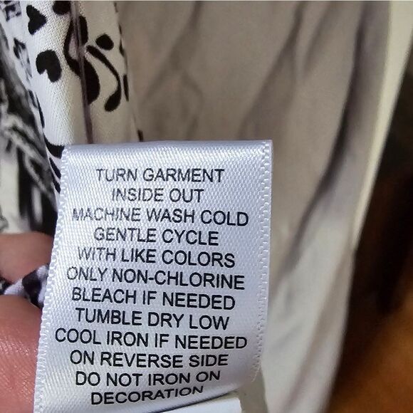 Pretty ladies blouse size large World Unity - Picture 8 of 8